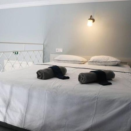 Troon Of Athens Apartments 외부 사진
